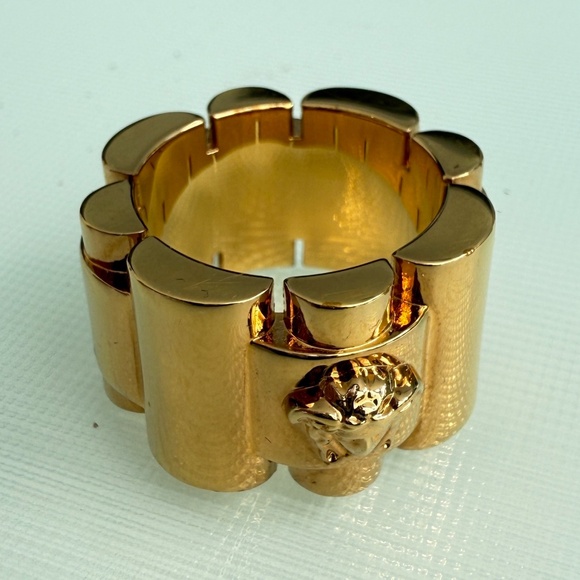 Versace Men's Medusa Gold-toned ring, size 17 - Picture 1 of 8